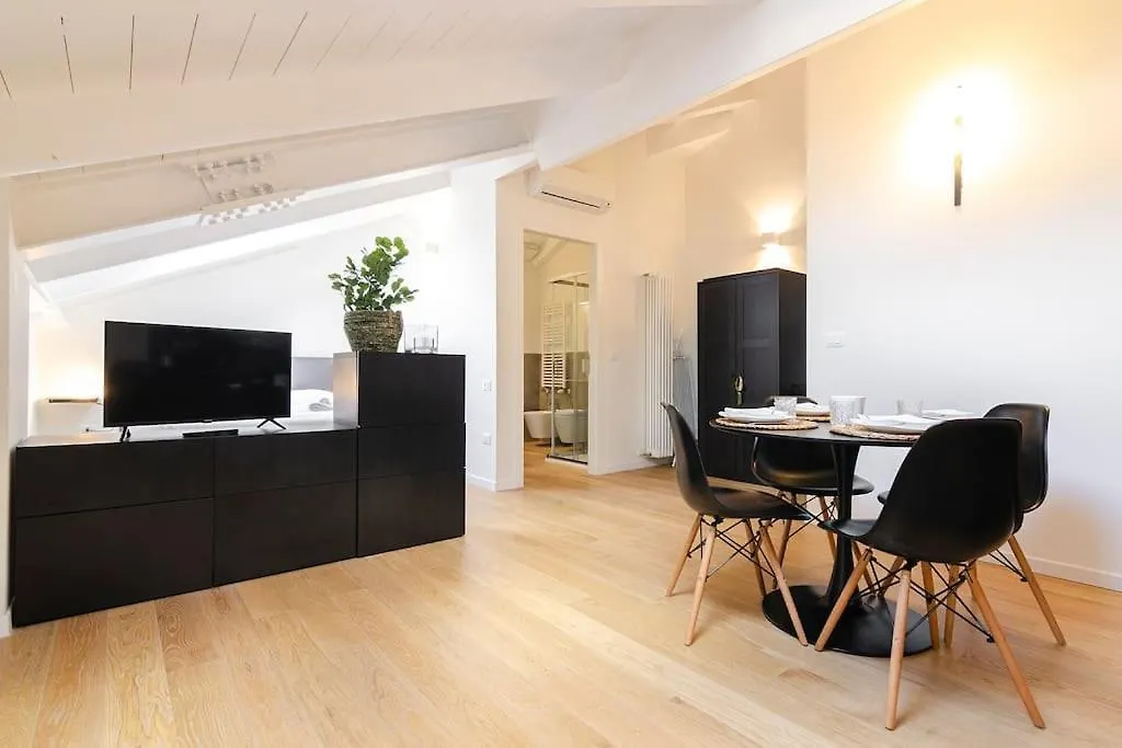 Apartment Gini Elegant Home Bologna