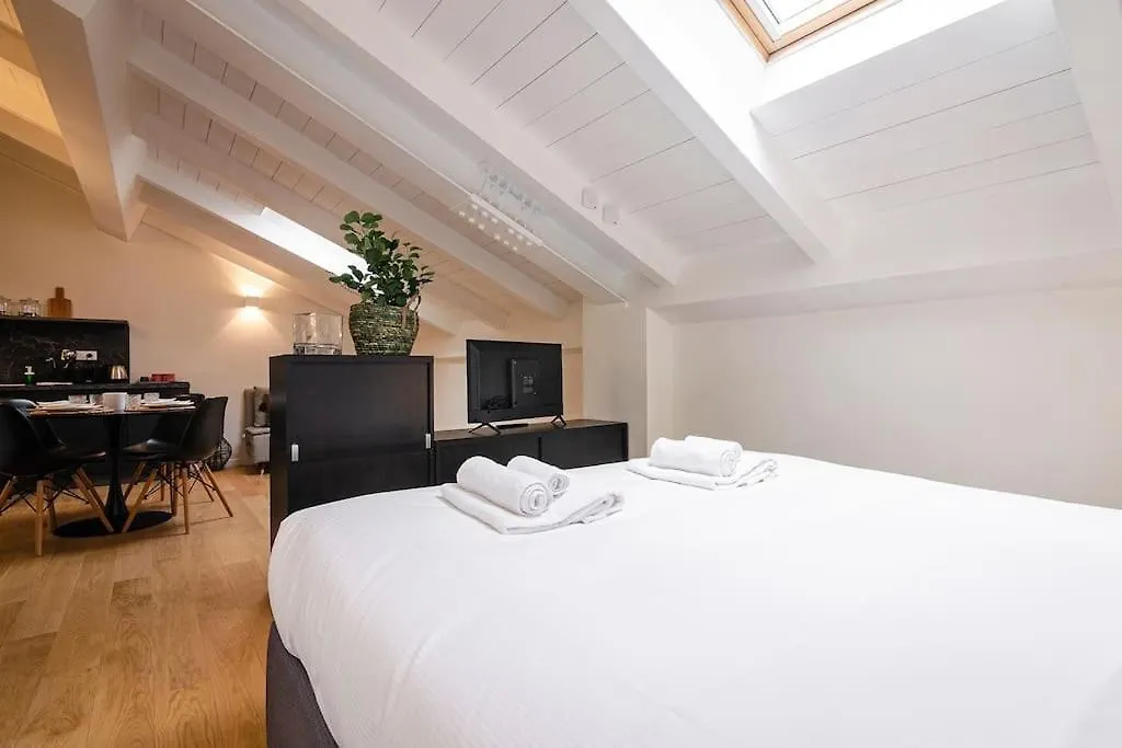 Apartment Gini Elegant Home Bologna Italy